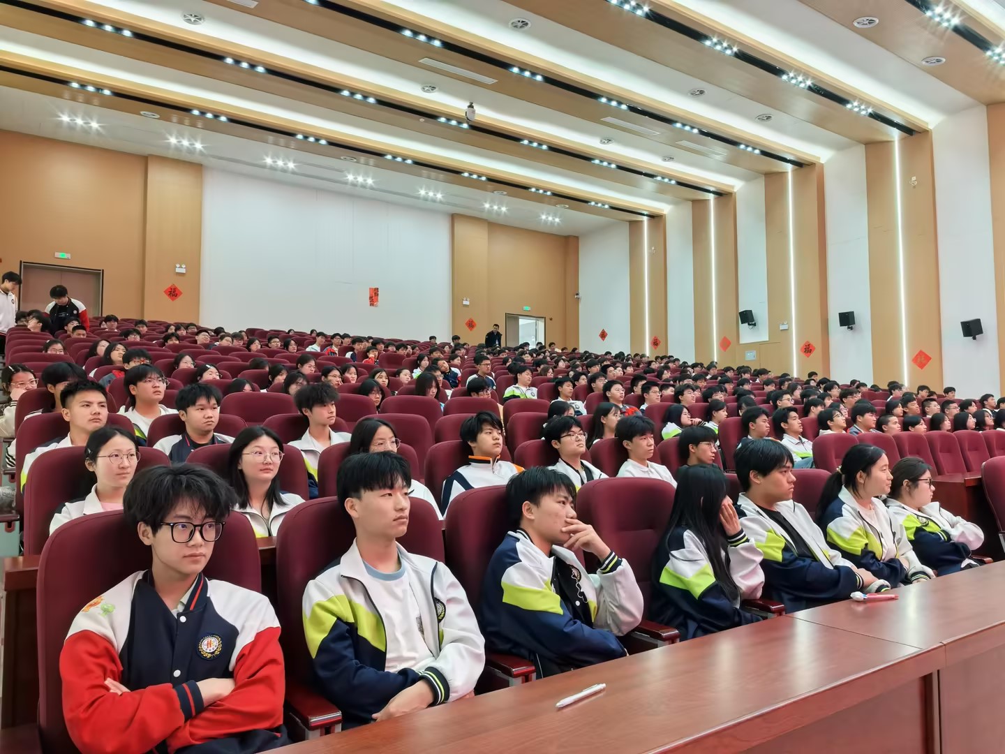 eacdca4914cd4ac4f48c950d38311e51_compress.jpg